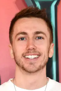Simon Minter